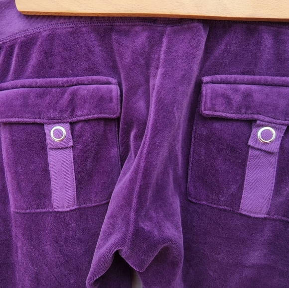 (Authentic) Vintage Juicy Couture Velour Track Suit - Picture 12 of 16